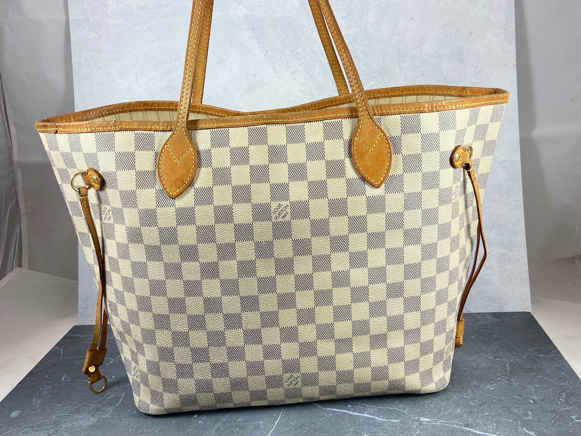 Louis Vuitton Neverfull MM Damier Azur Canvas