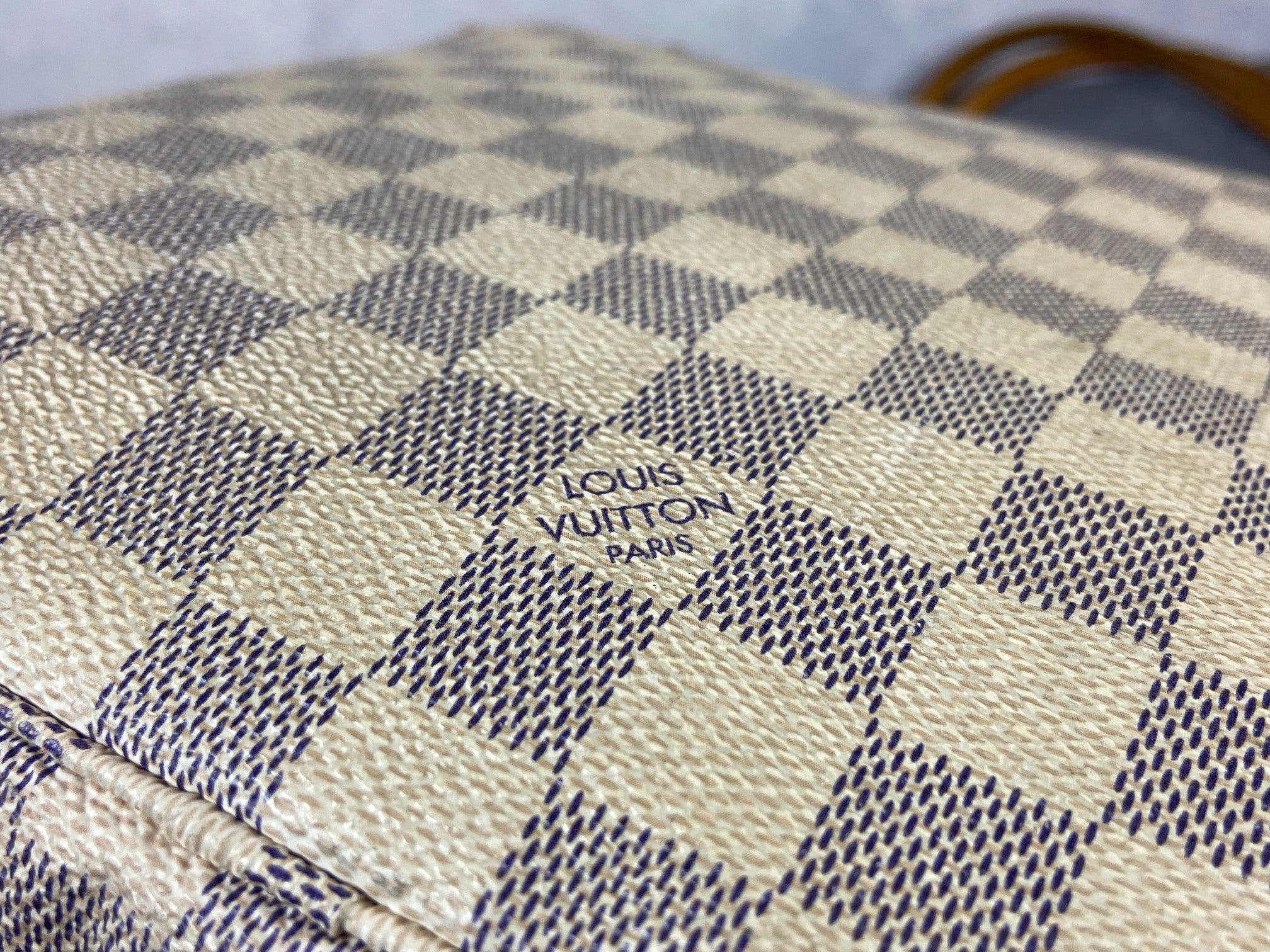 Louis Vuitton Neverfull MM Damier Azur Canvas