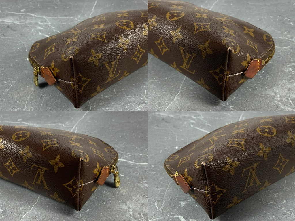 Louis Vuitton Pochette Cosmeticique Monogram Canvas 