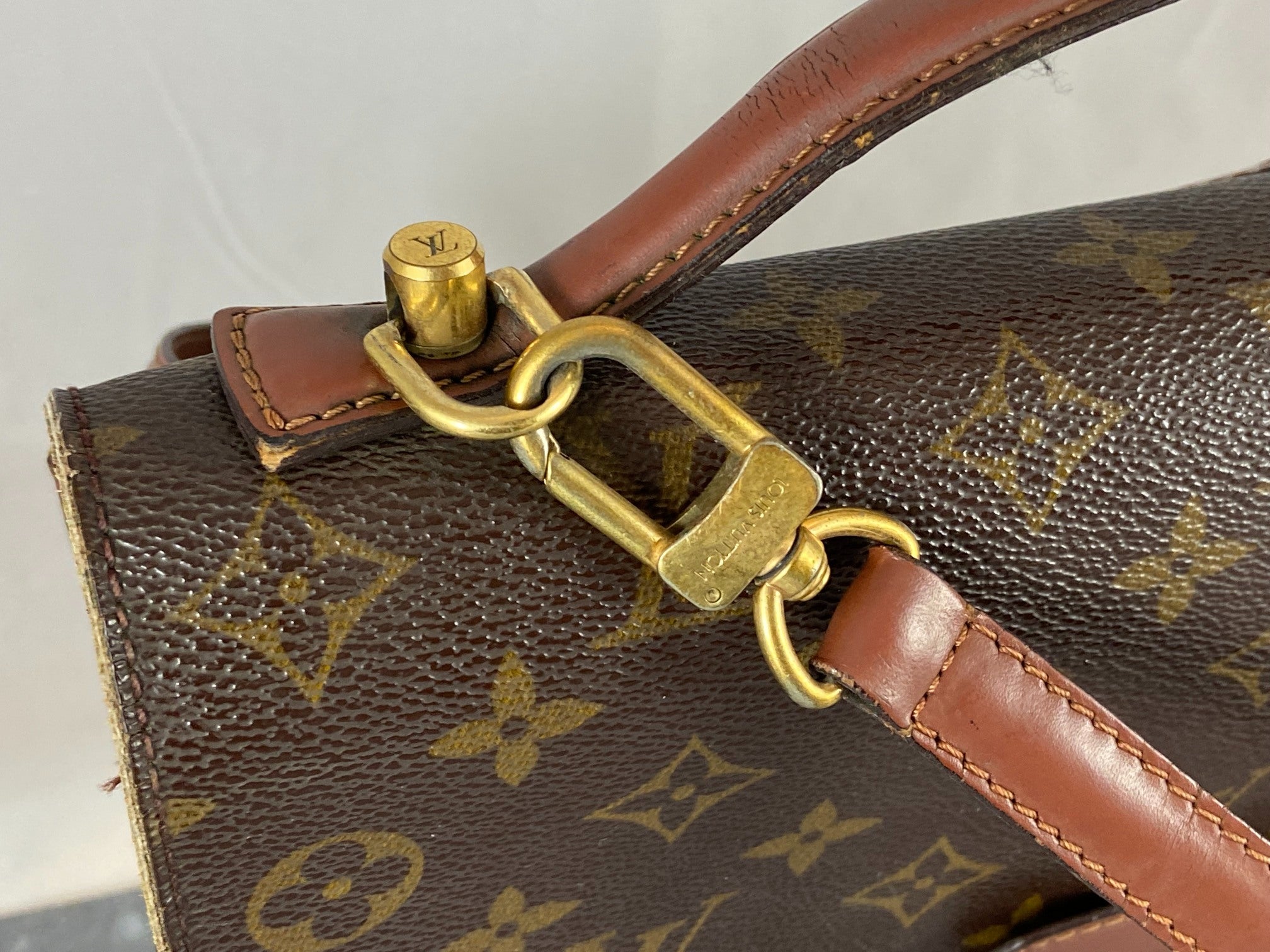 Louis Vuitton Monceau 28 Monogram Canvas