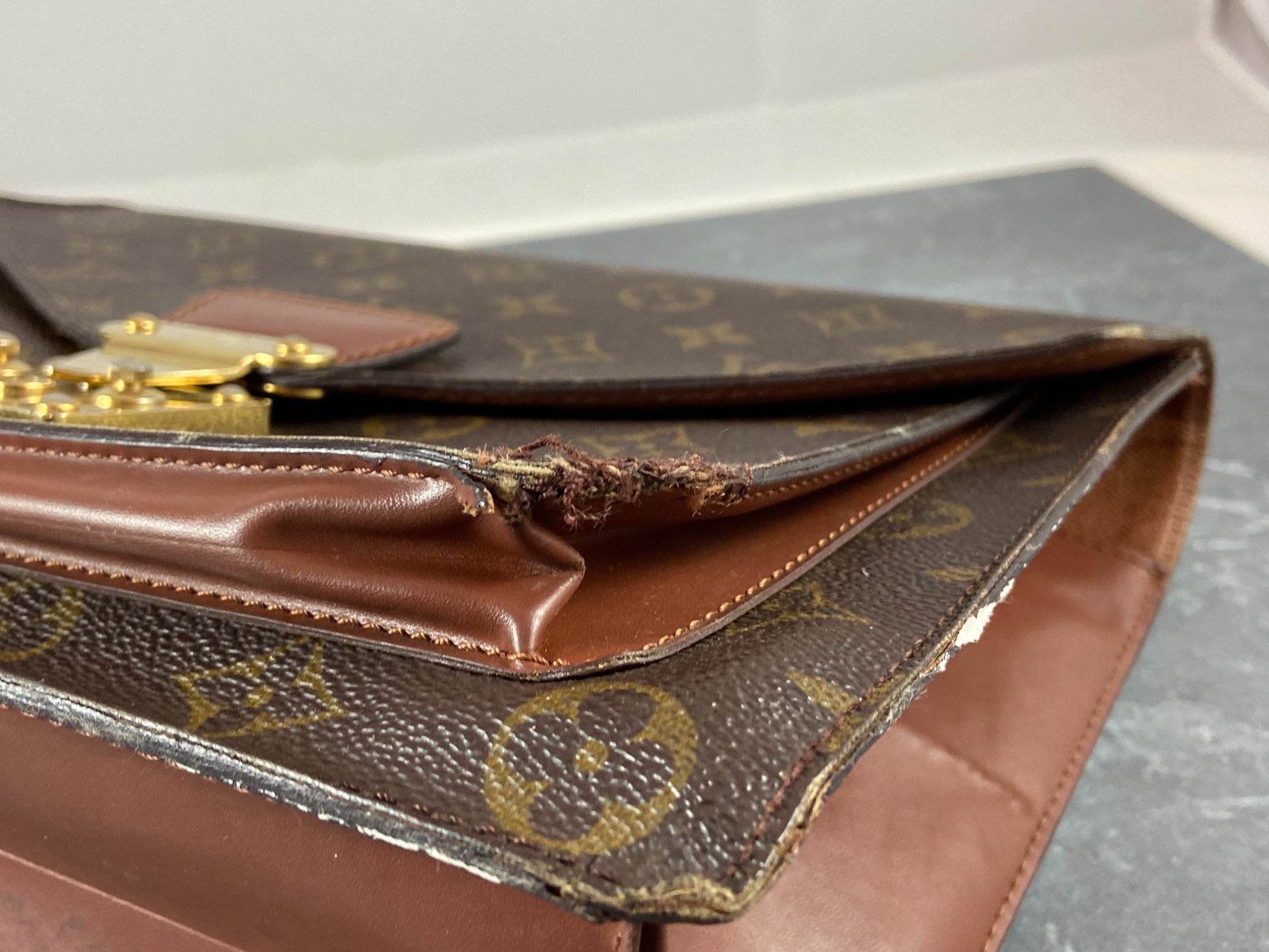 Louis Vuitton Monceau 28 Monogram Canvas