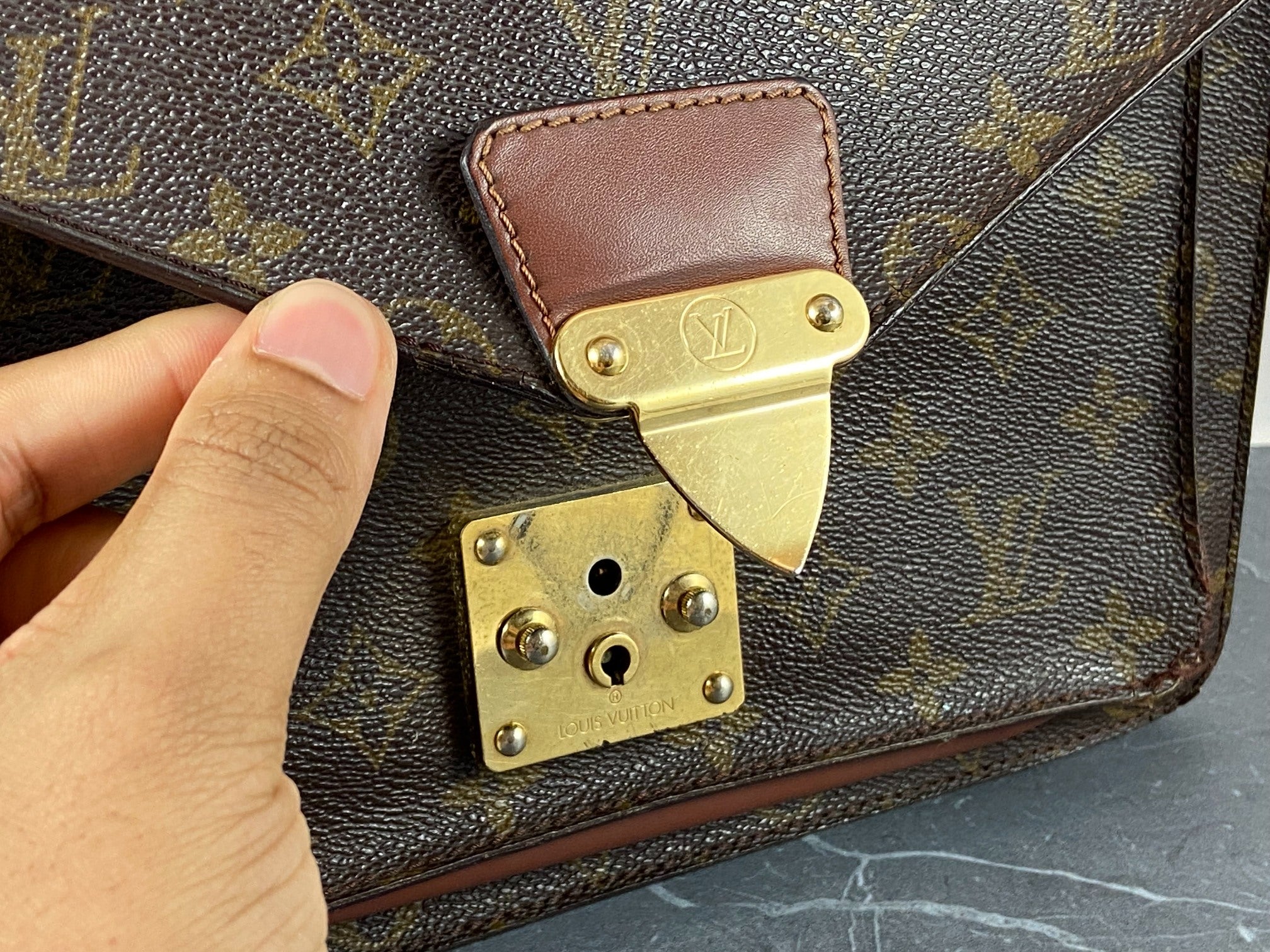 Louis Vuitton Monceau 28 Monogram Canvas