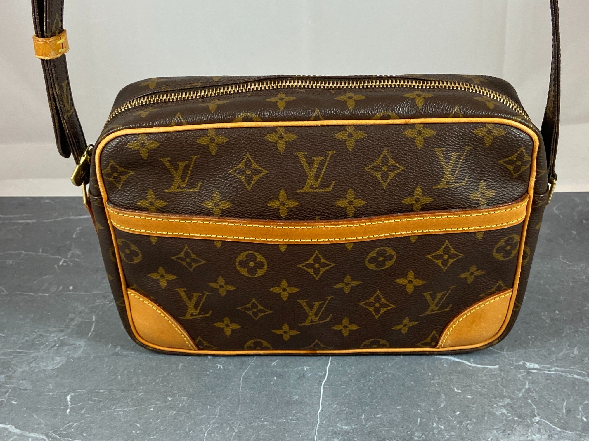 Louis Vuitton Monogram Canvas Trocadero 27 Shoulder Bag