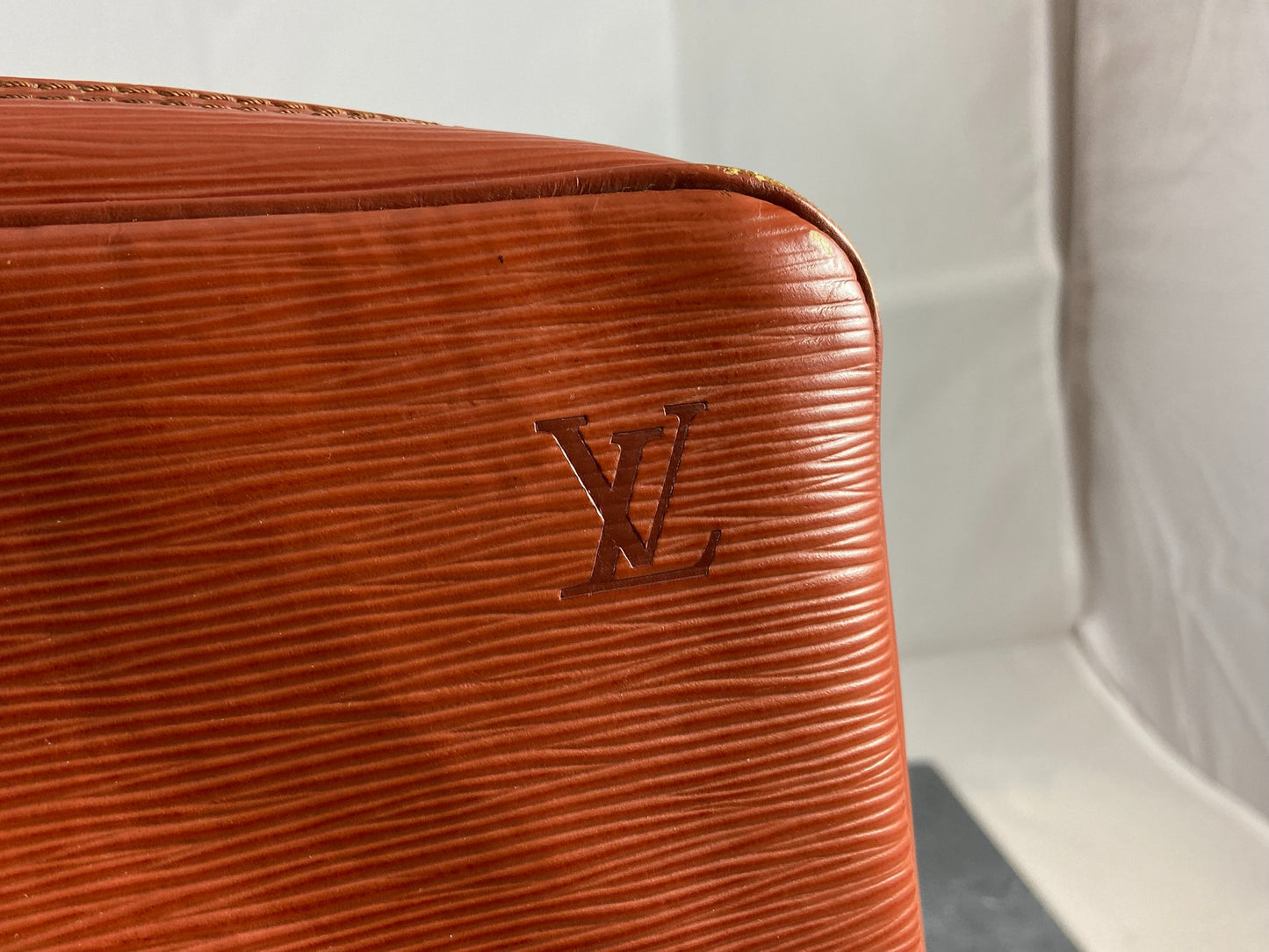 Louis Vuitton Porte Documents Voyage Brown Epi Leather
