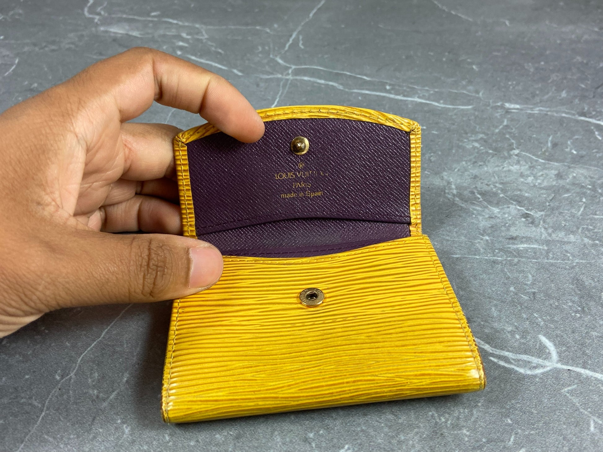 Leather wallet Louis Vuitton Yellow in Leather - 33614783