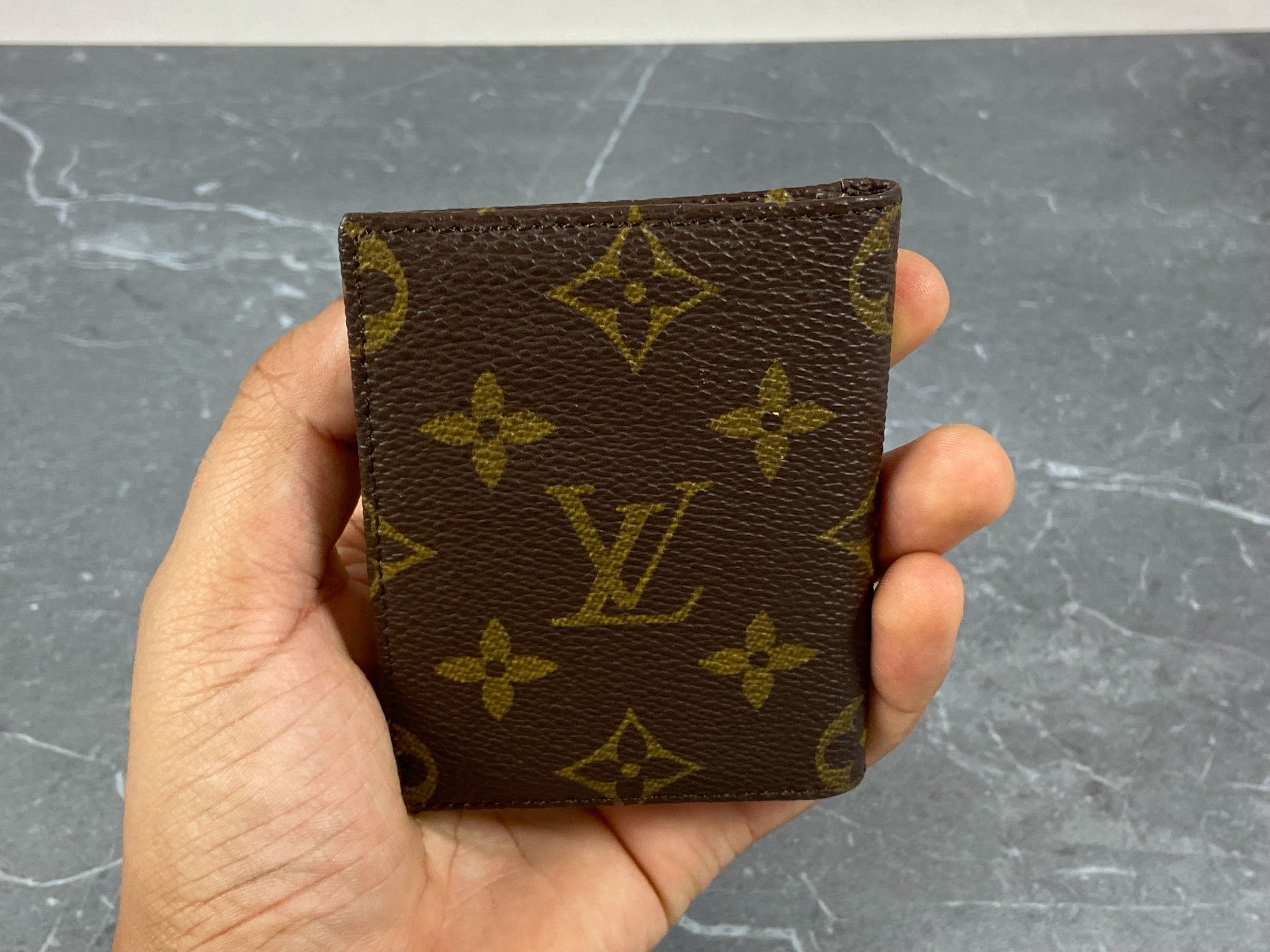 Louis Vuitton Bifold Card Case Monogram Canvas