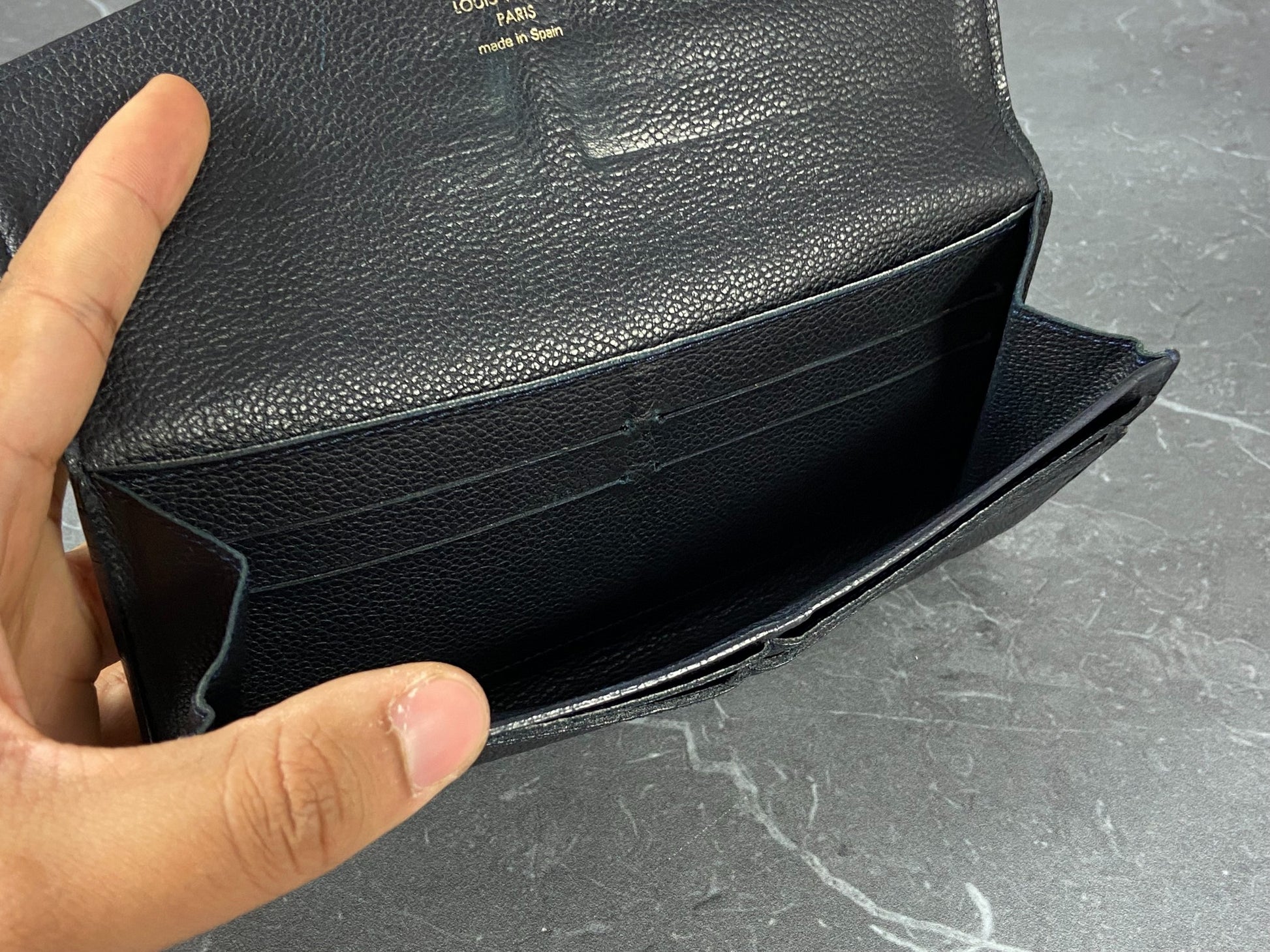 LOUIS VUITTON Empreinte Compact Curieuse Wallet Black 98921