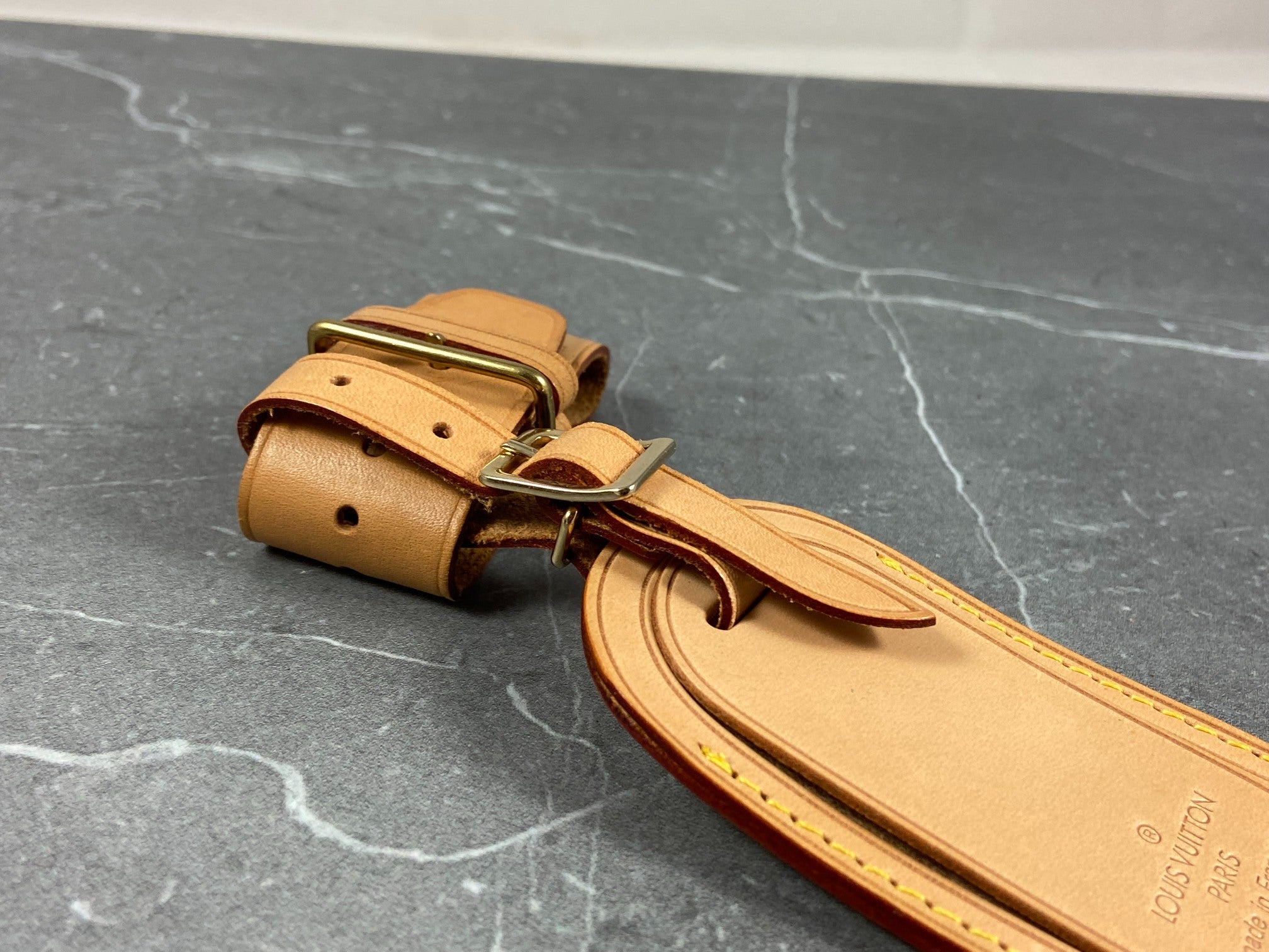 Louis Vuitton Luggage Tag & Handle Belt Beige Vachetta Leather