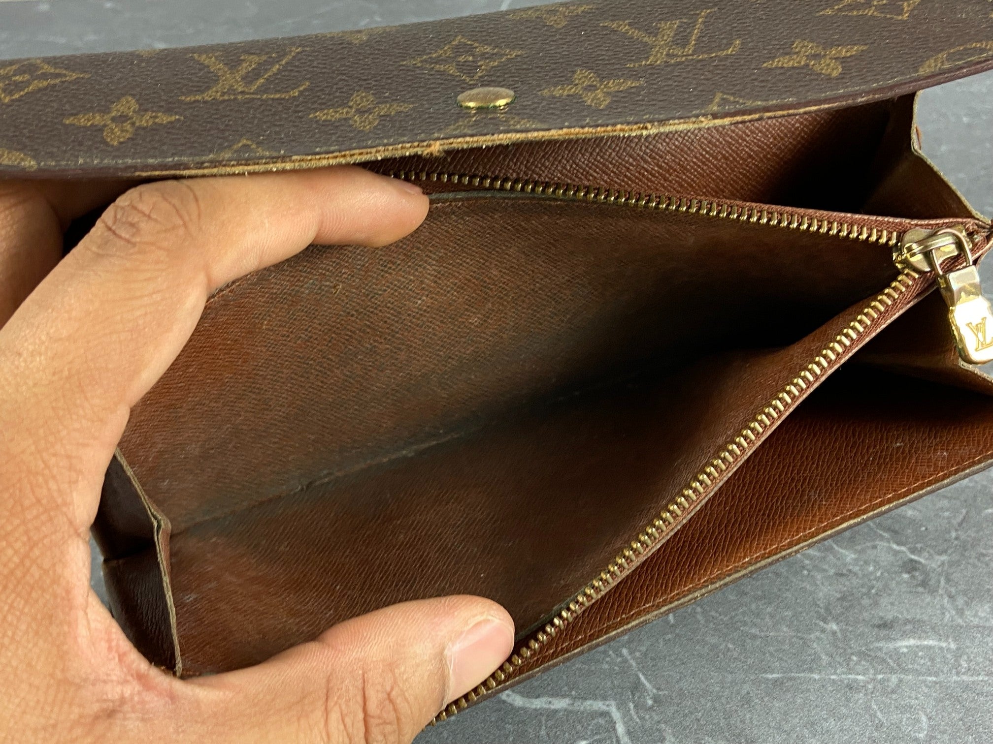 Louis Vuitton Sarah Wallet Monogram Canvas