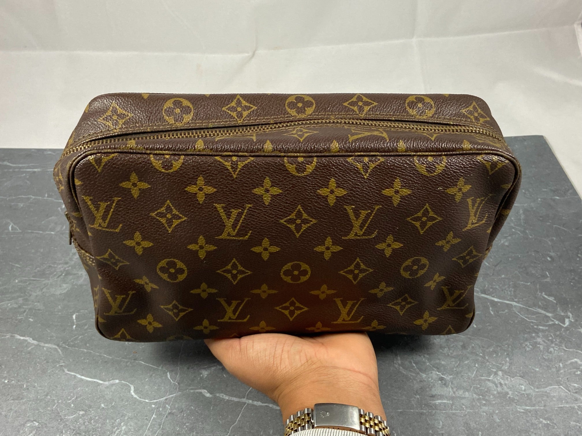 Deals Louis Vuitton Monogram Trousse 28 Clutch