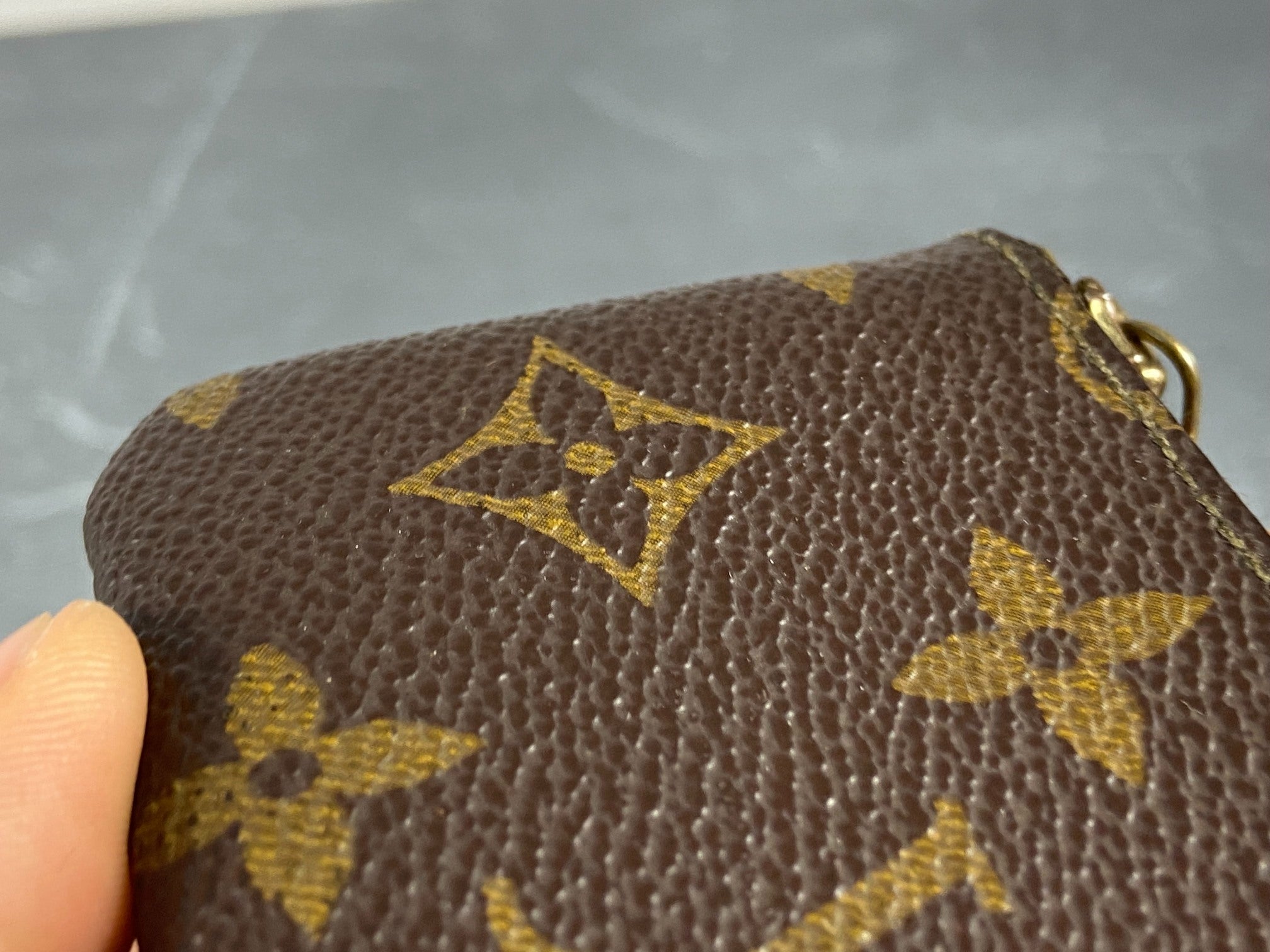 Louis Vuitton Pochette Cles Key Pouch Monogram Canvas