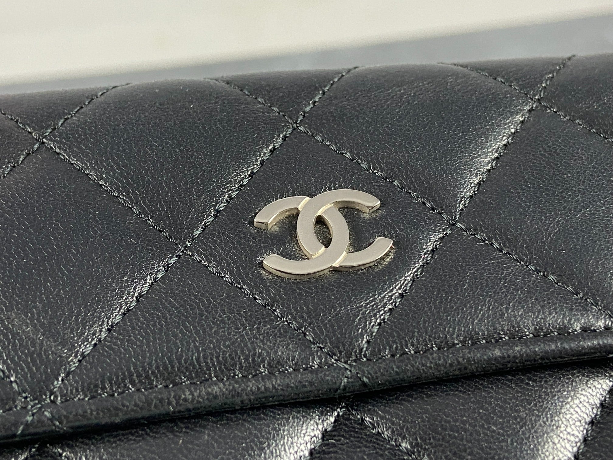 Chanel CC Matelasse Compact Wallet Black Quilted Leather