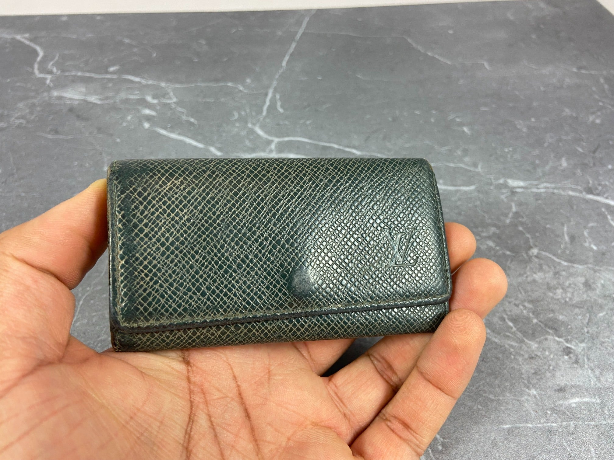 Louis Vuitton 4 Key Holder Black Taiga Leather