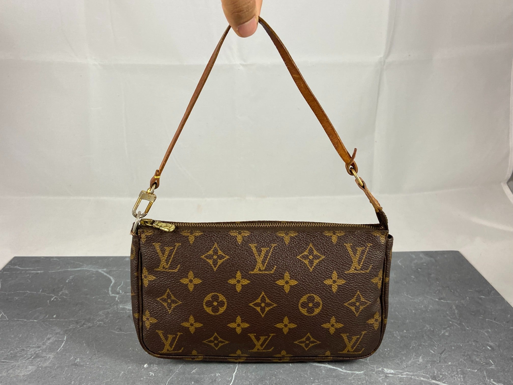 Louis Vuitton Pochette Accessoires Monogram Canvas