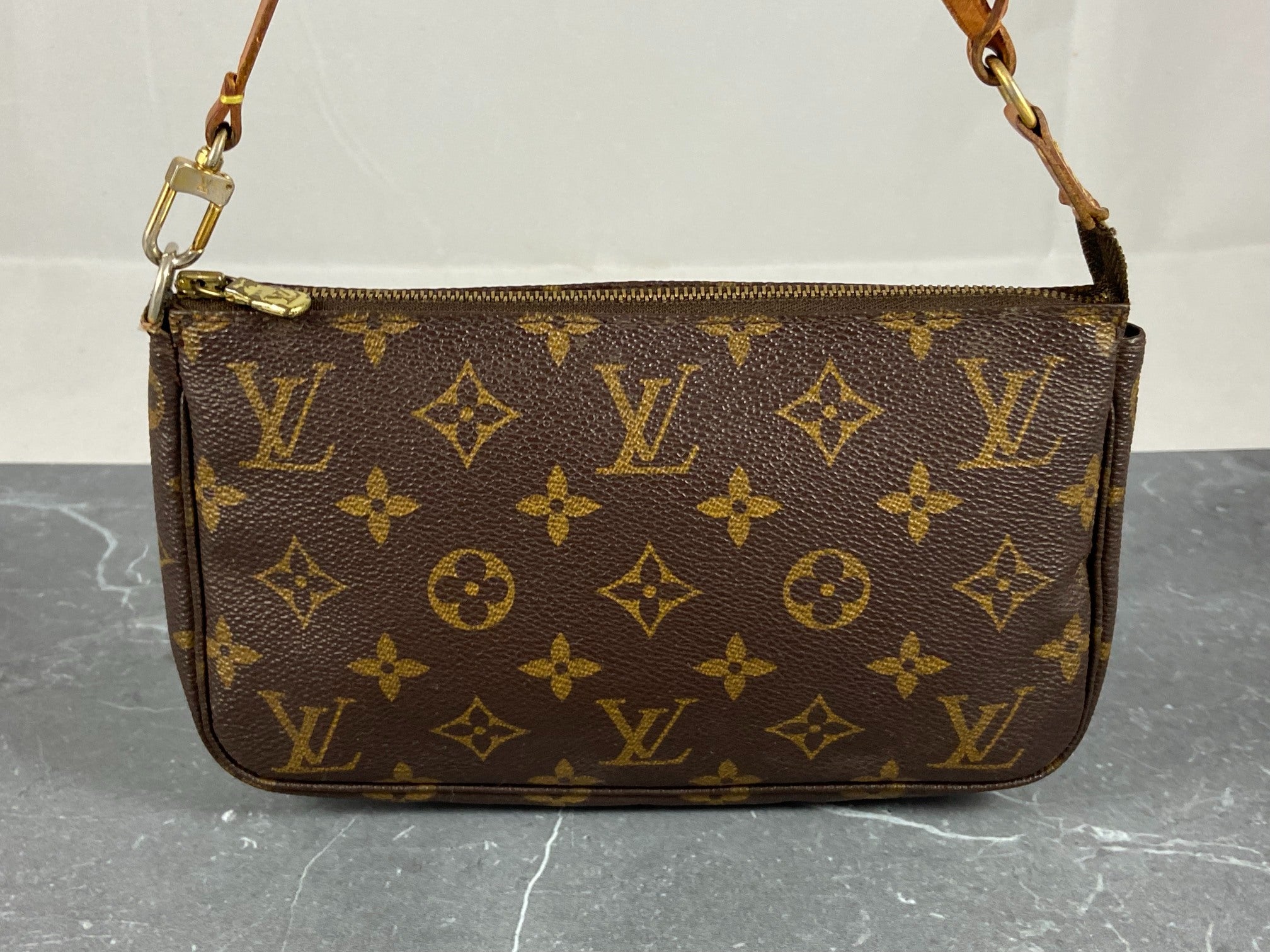 Louis Vuitton Pochette Accessoires Monogram Canvas