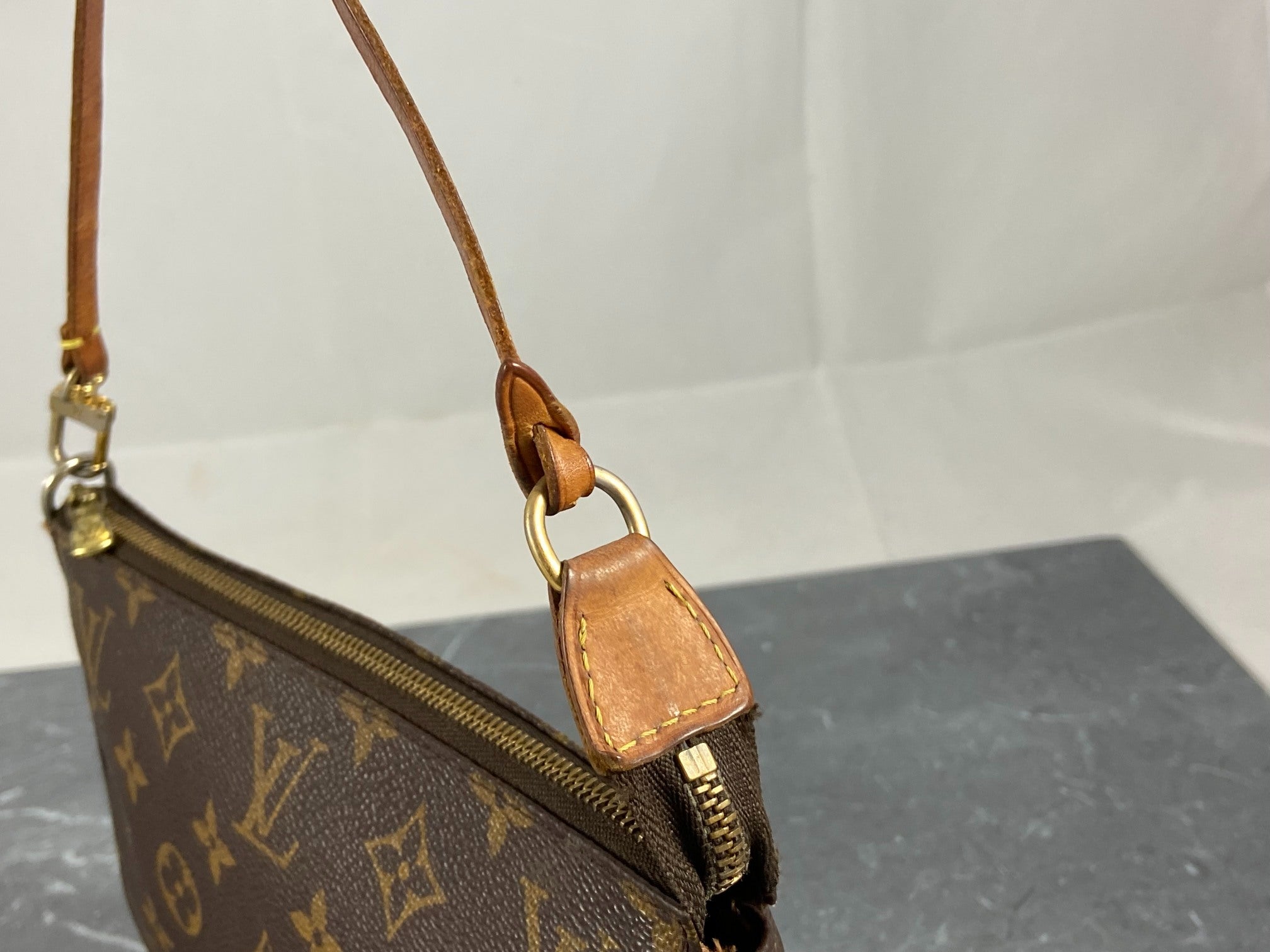 Louis Vuitton Pochette Accessoires Monogram Canvas