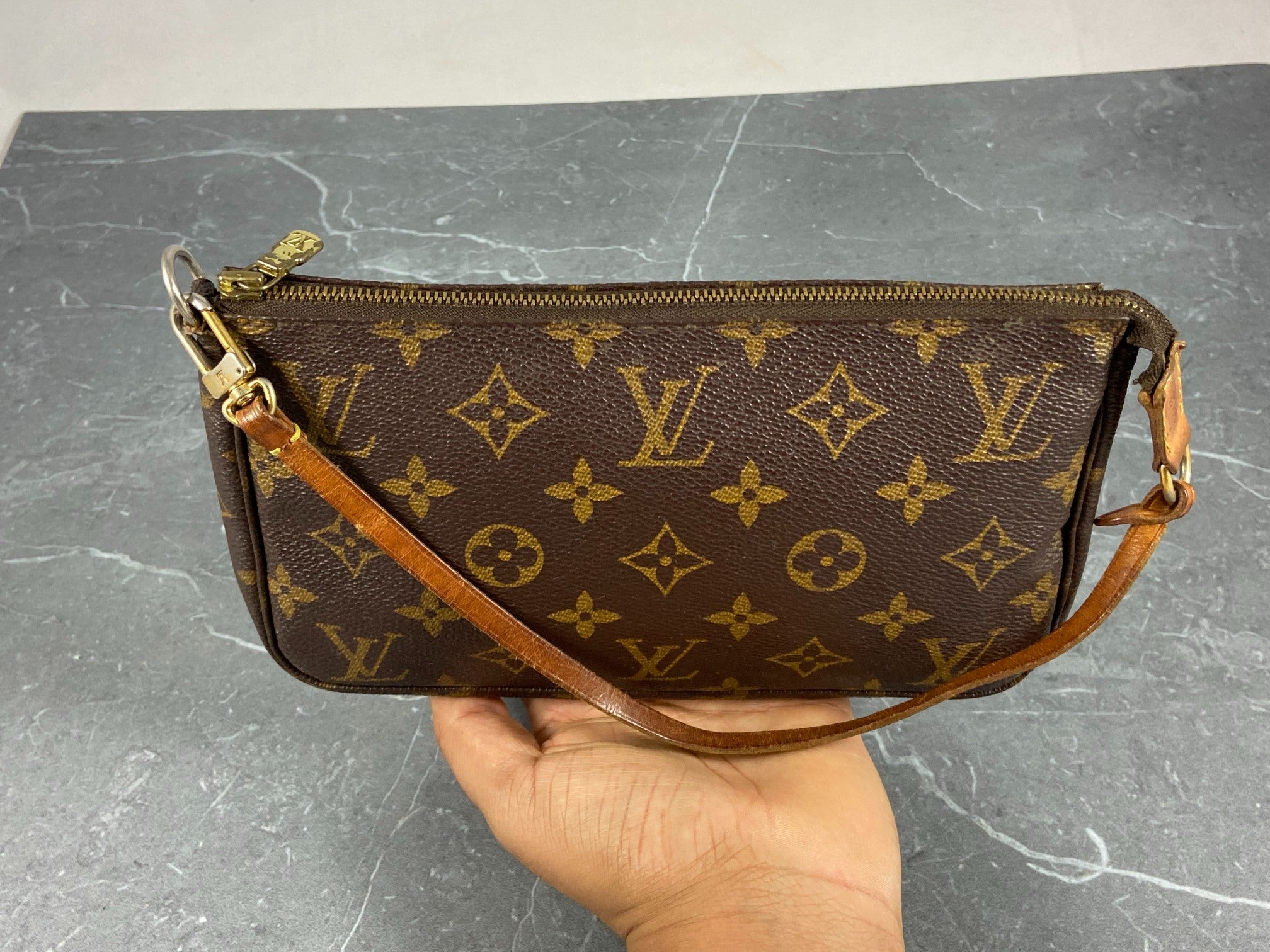 Louis Vuitton Pochette Accessoires Monogram Canvas