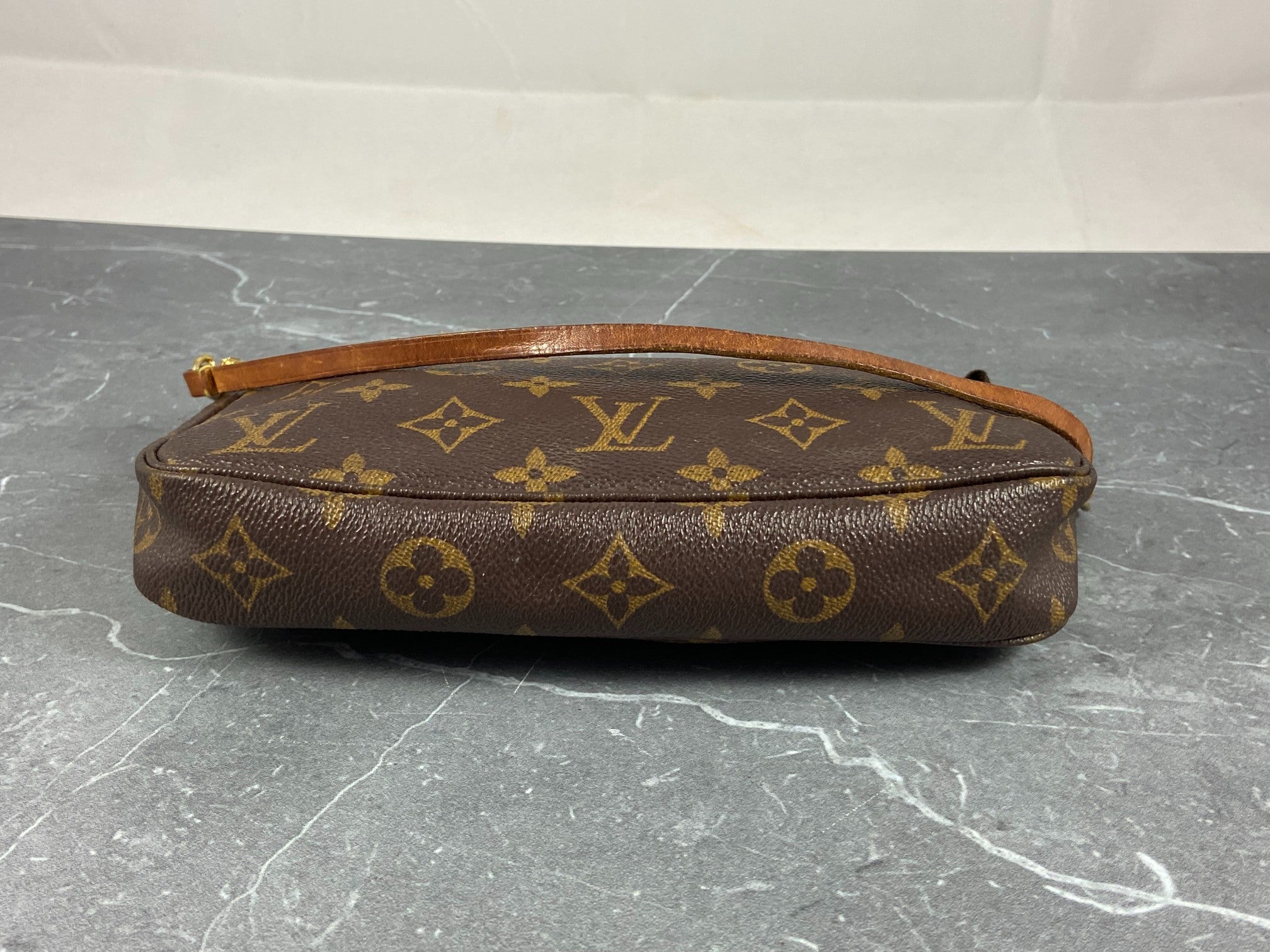 Louis Vuitton Pochette Accessoires Monogram Canvas