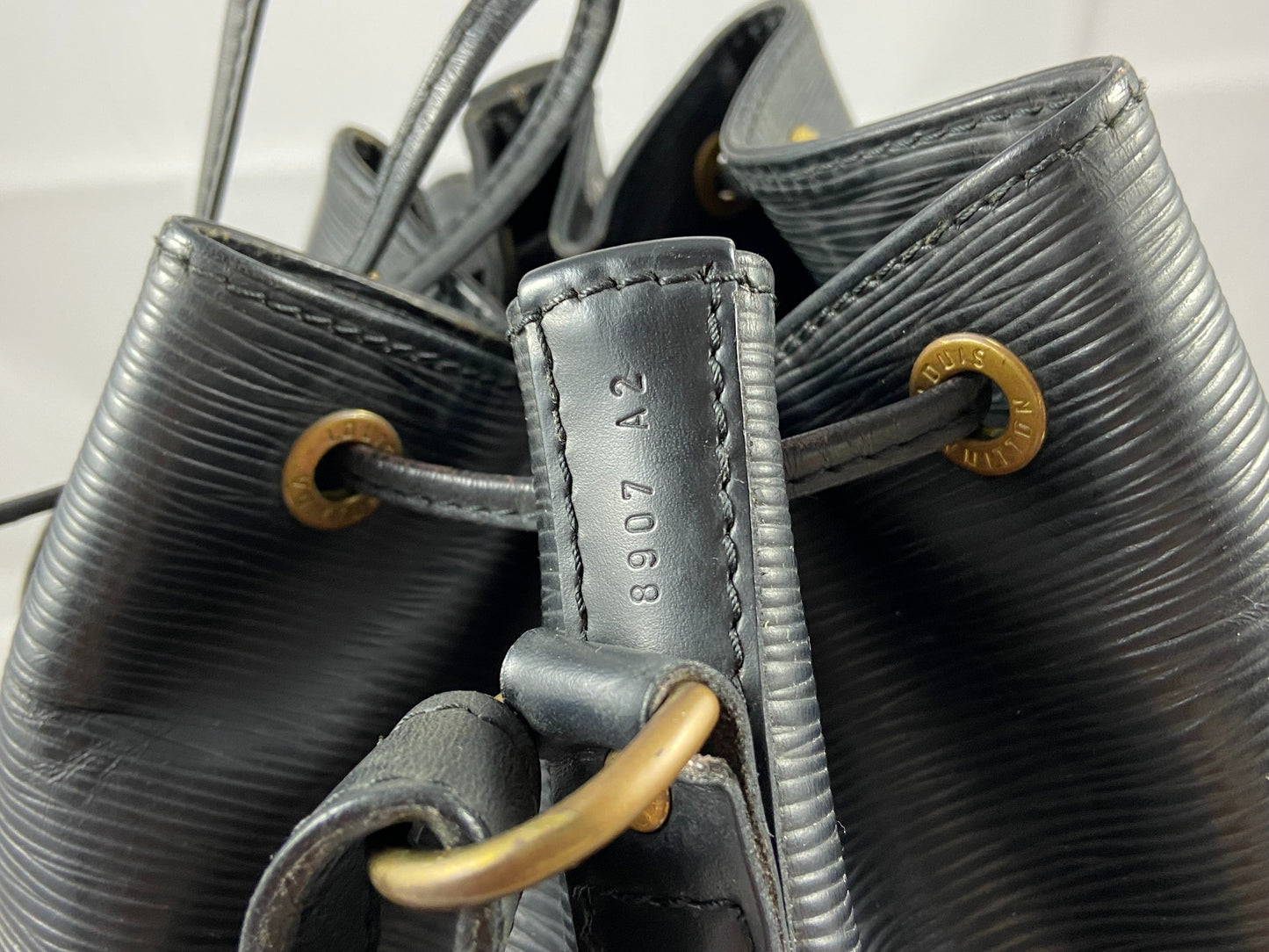 Louis Vuitton Sac Noé Petit Black Epi Leather
