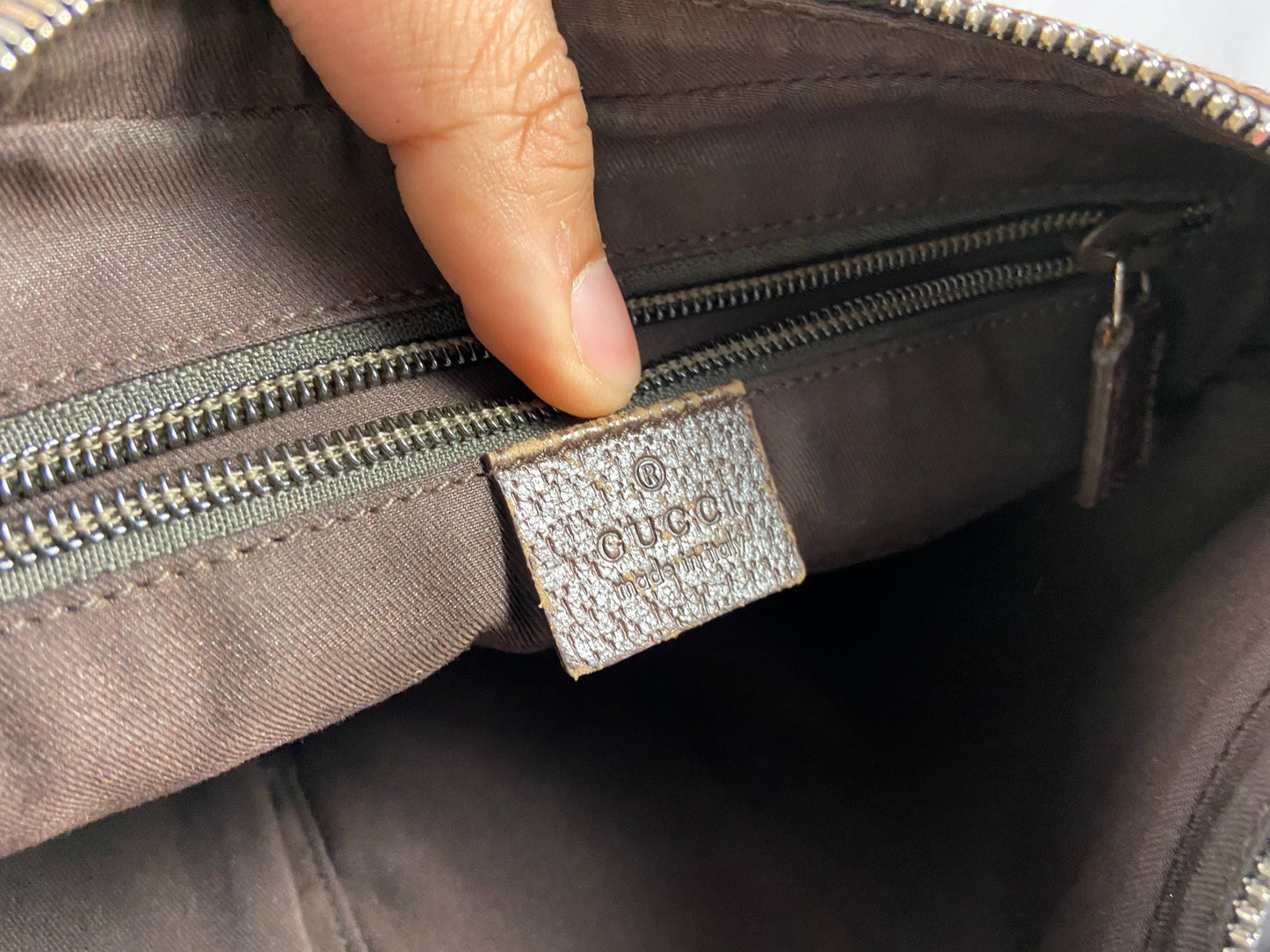 Gucci Shoulder / Messenger Bag Beige GG Monogram