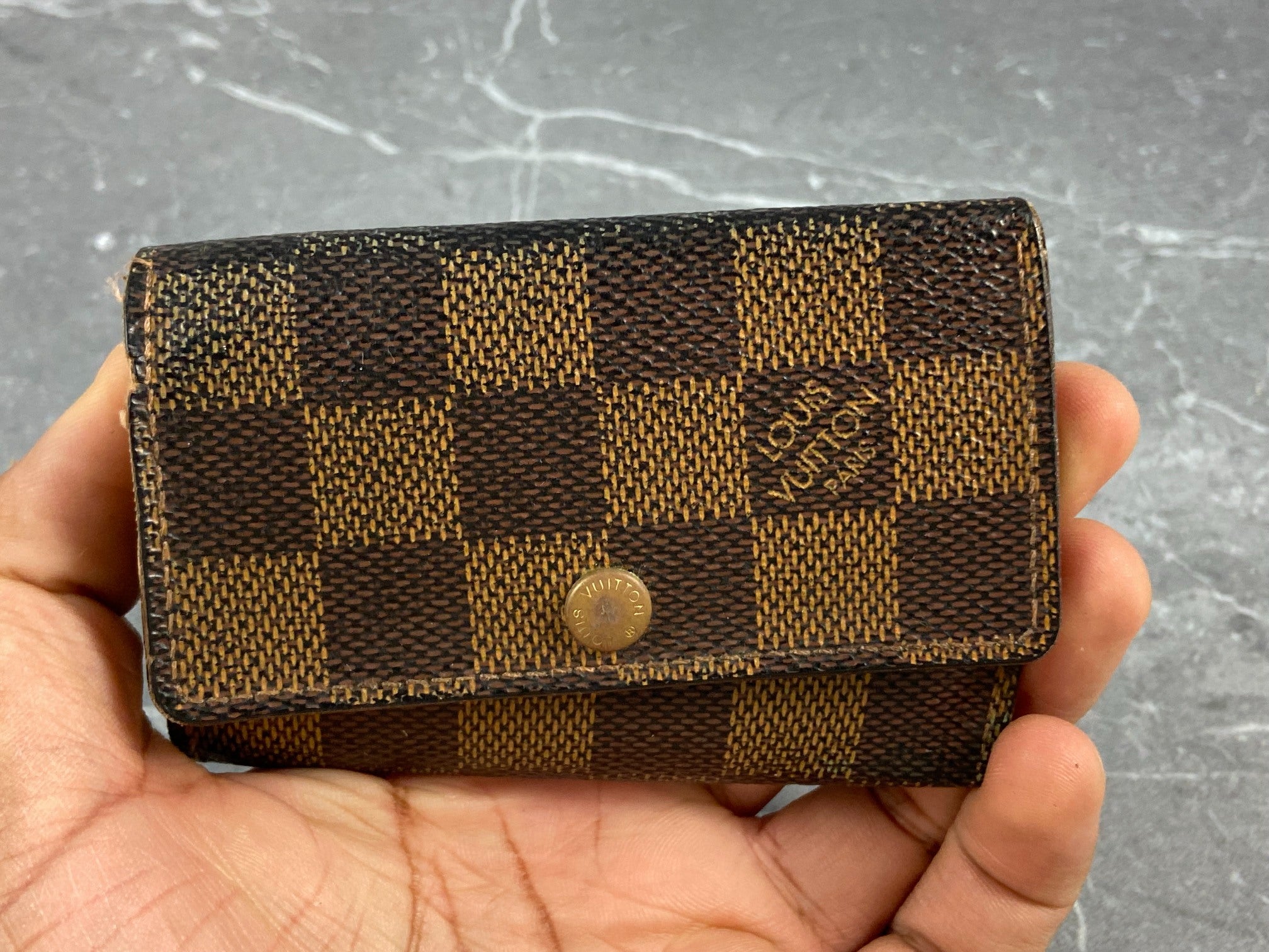 Louis Vuitton 6 Key Holder Damier Ebene Canvas