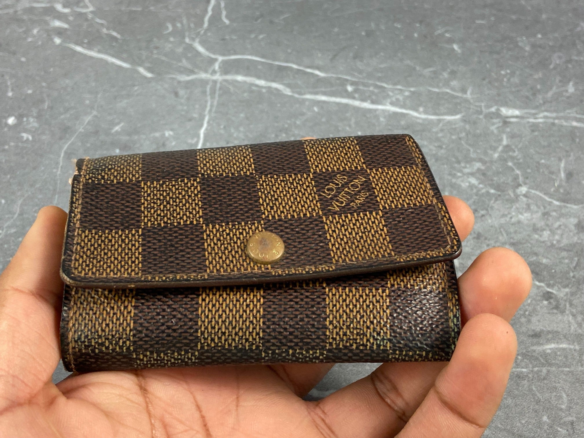 Louis Vuitton 6 Key Holder Damier Ebene Canvas