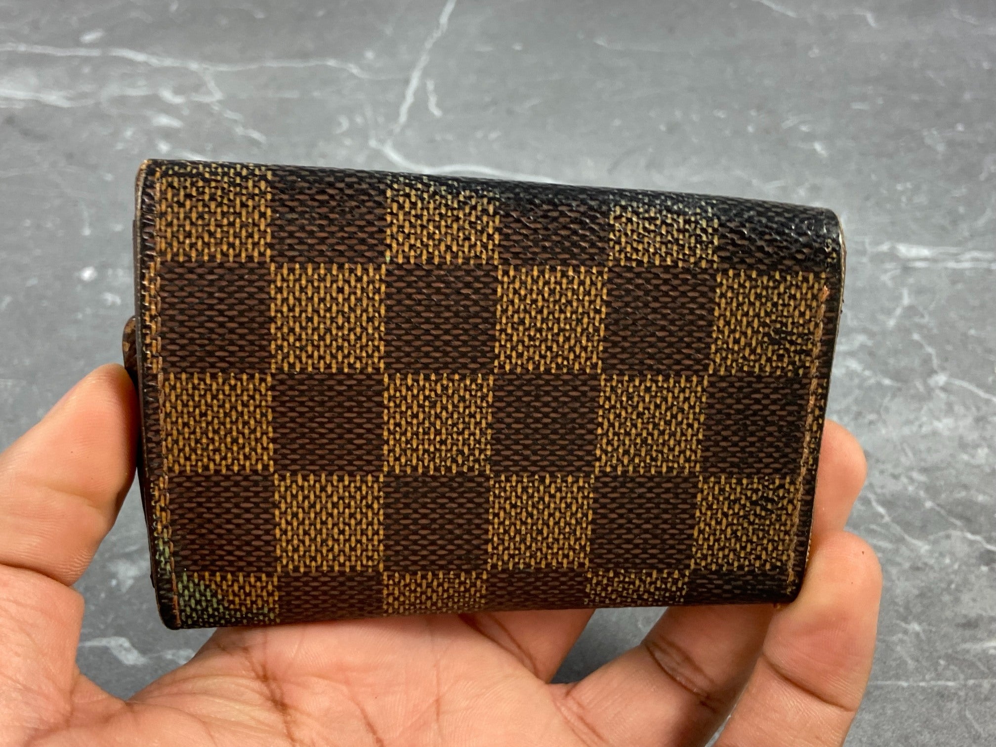 Louis Vuitton 6 Key Holder Damier Ebene Canvas