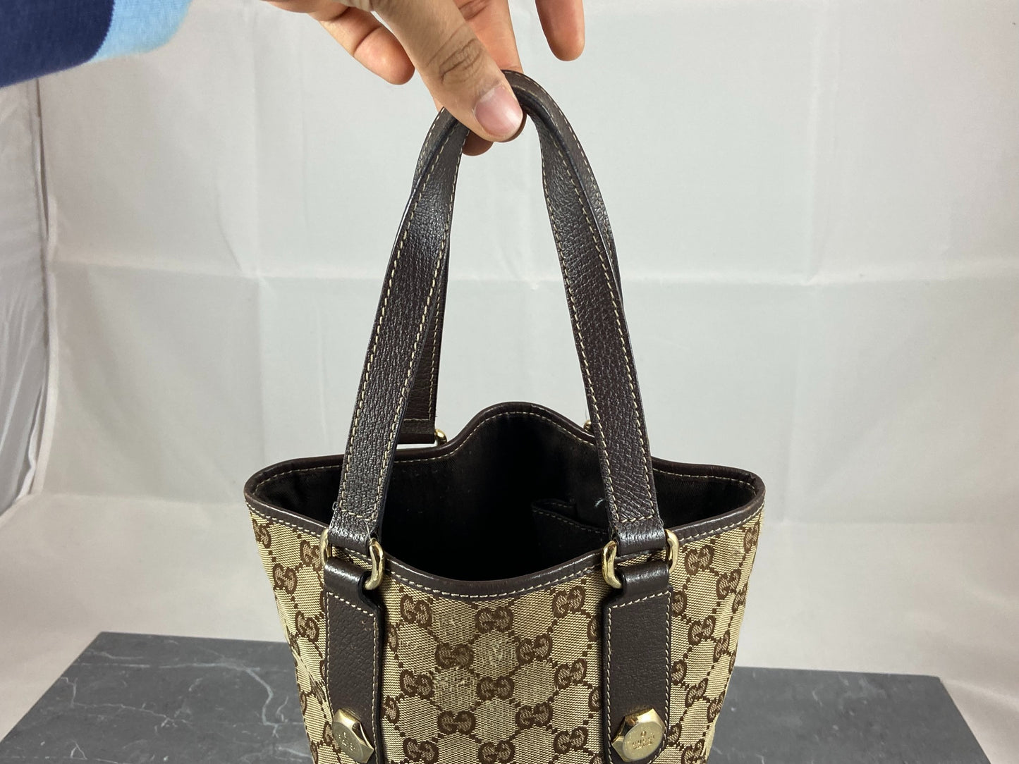 Gucci Charmy Hand / Shopper Bag Beige GG Monogram