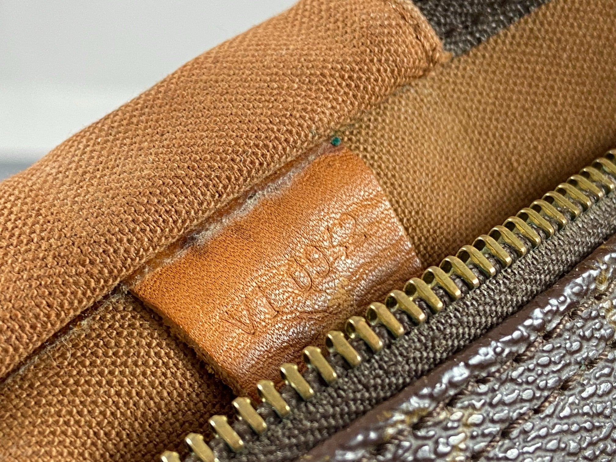 Louis Vuitton Speedy 35 Monogram Canvas