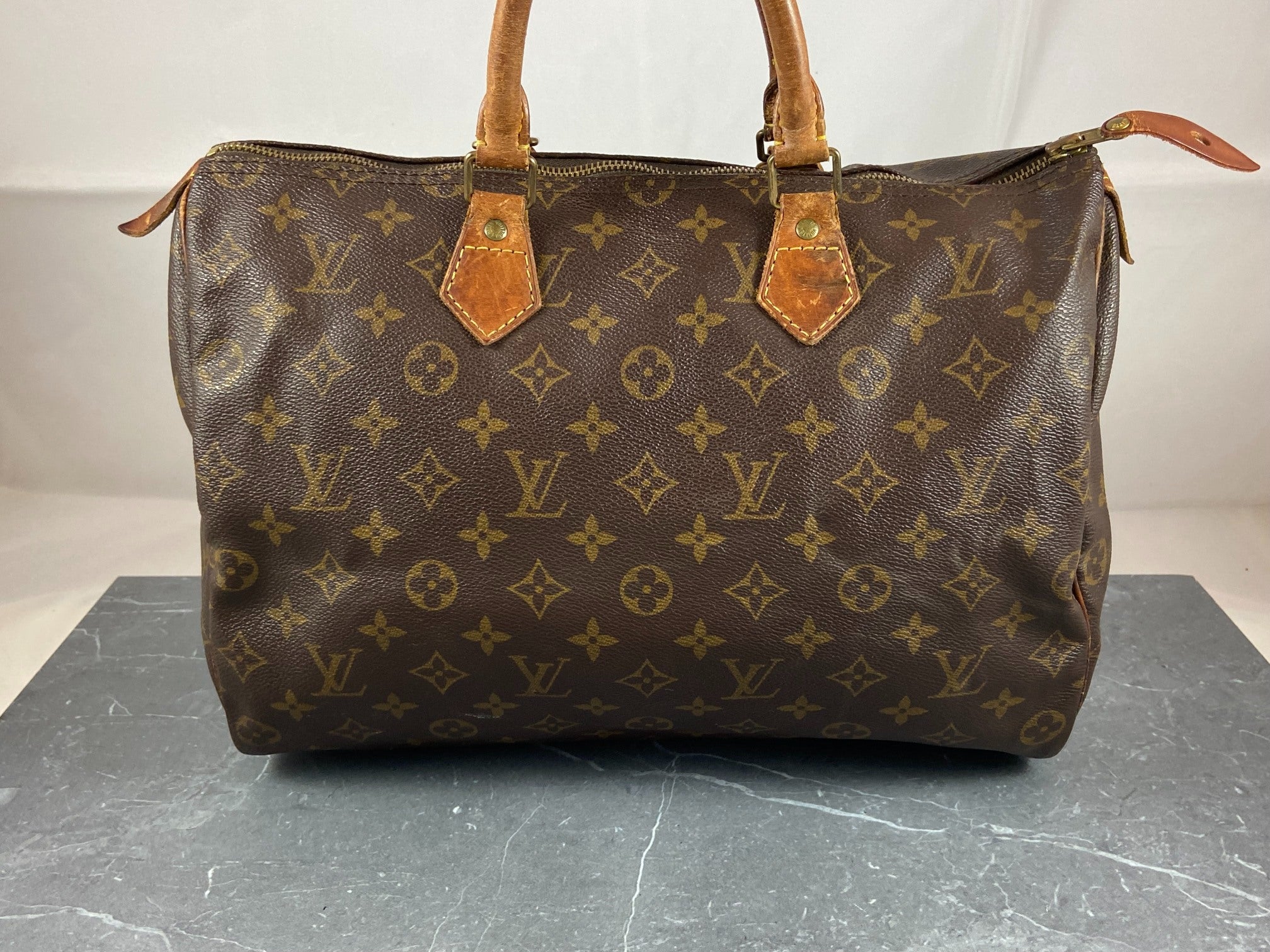 Louis Vuitton Speedy 35 Monogram Canvas