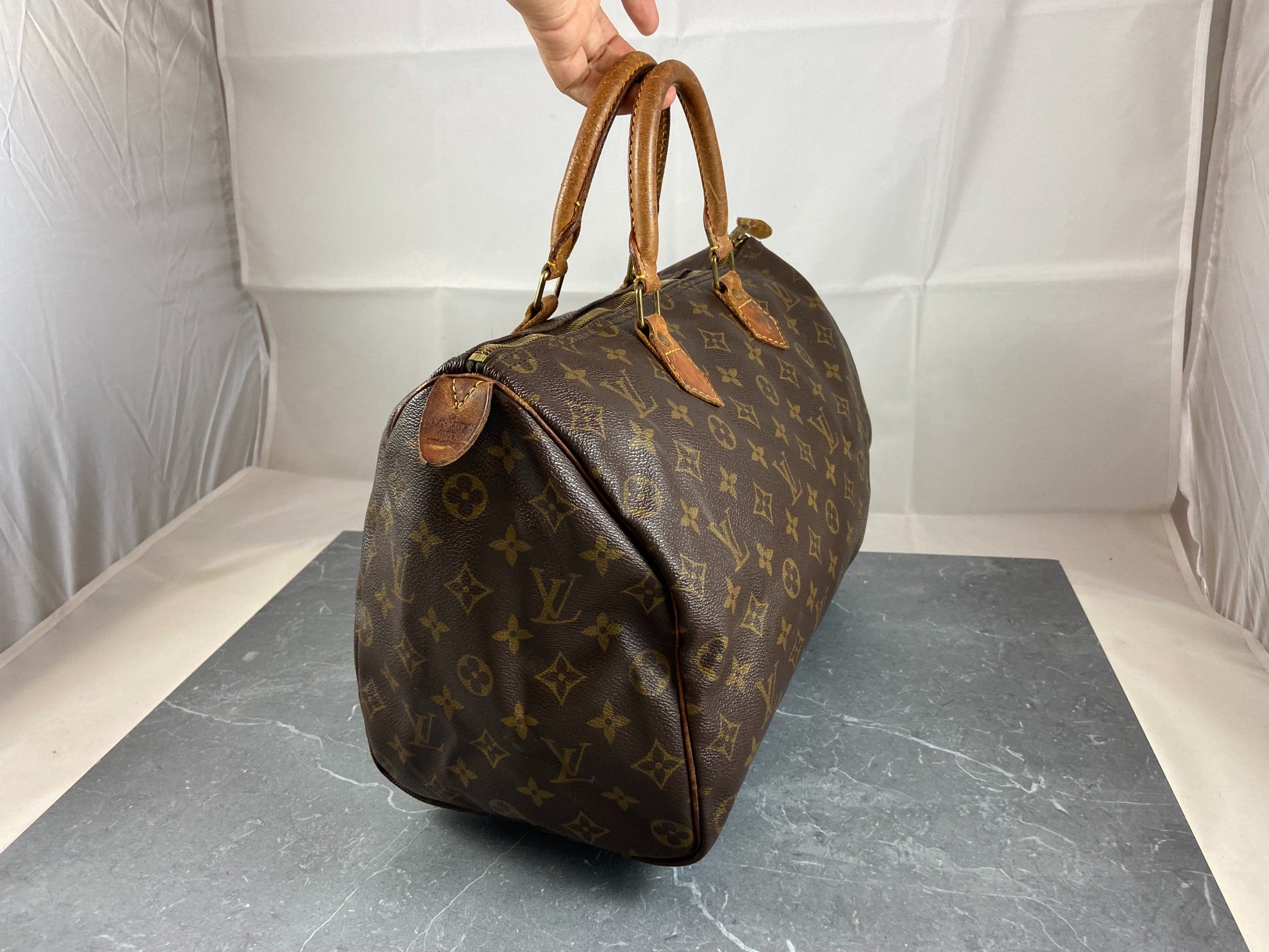 Louis Vuitton Speedy 35 Monogram Canvas