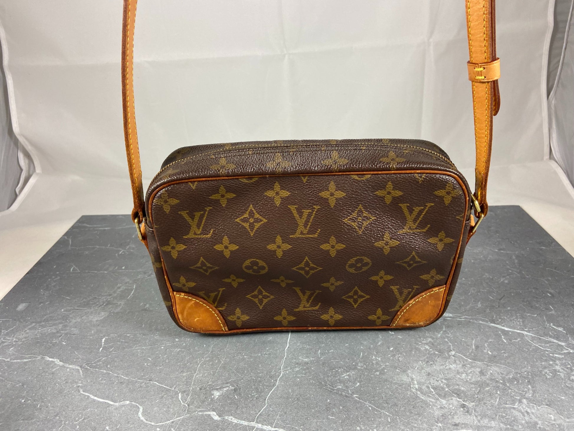 Louis Vuitton, Bags, Louis Vuitton Monogram Trocadero 23 Shoulder Bag  M5276 Lv Auth Jk221