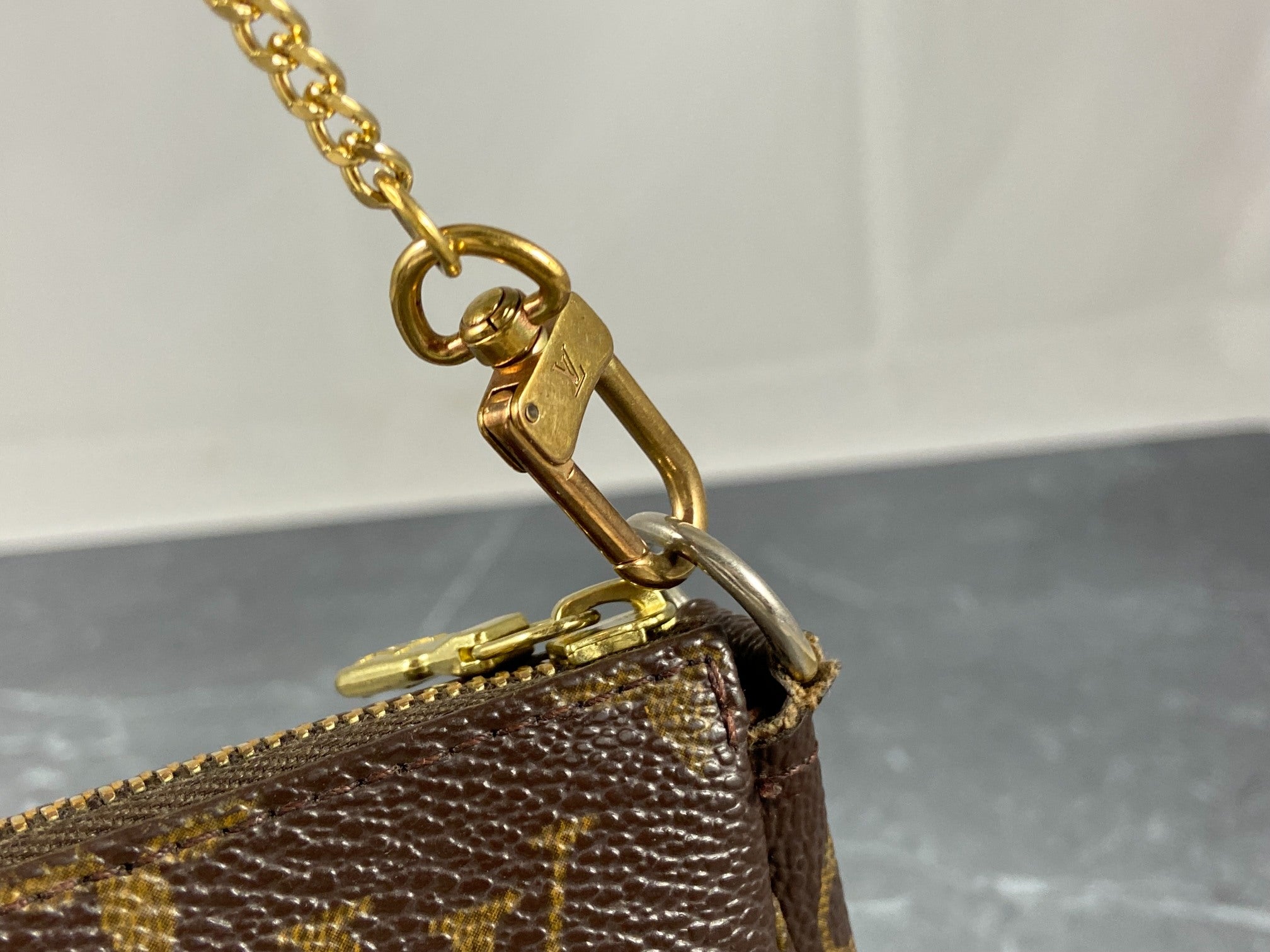 Louis Vuitton Pochette Accessoires Monogram Canvas