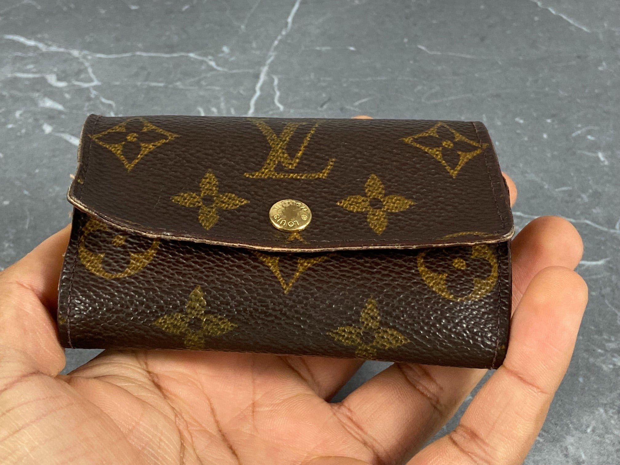 Louis Vuitton 6 Key Holder Monogram Canvas