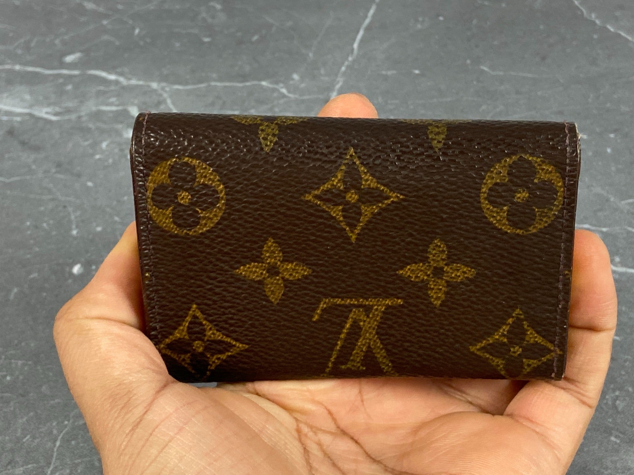 Louis Vuitton 6 Key Holder Monogram Canvas