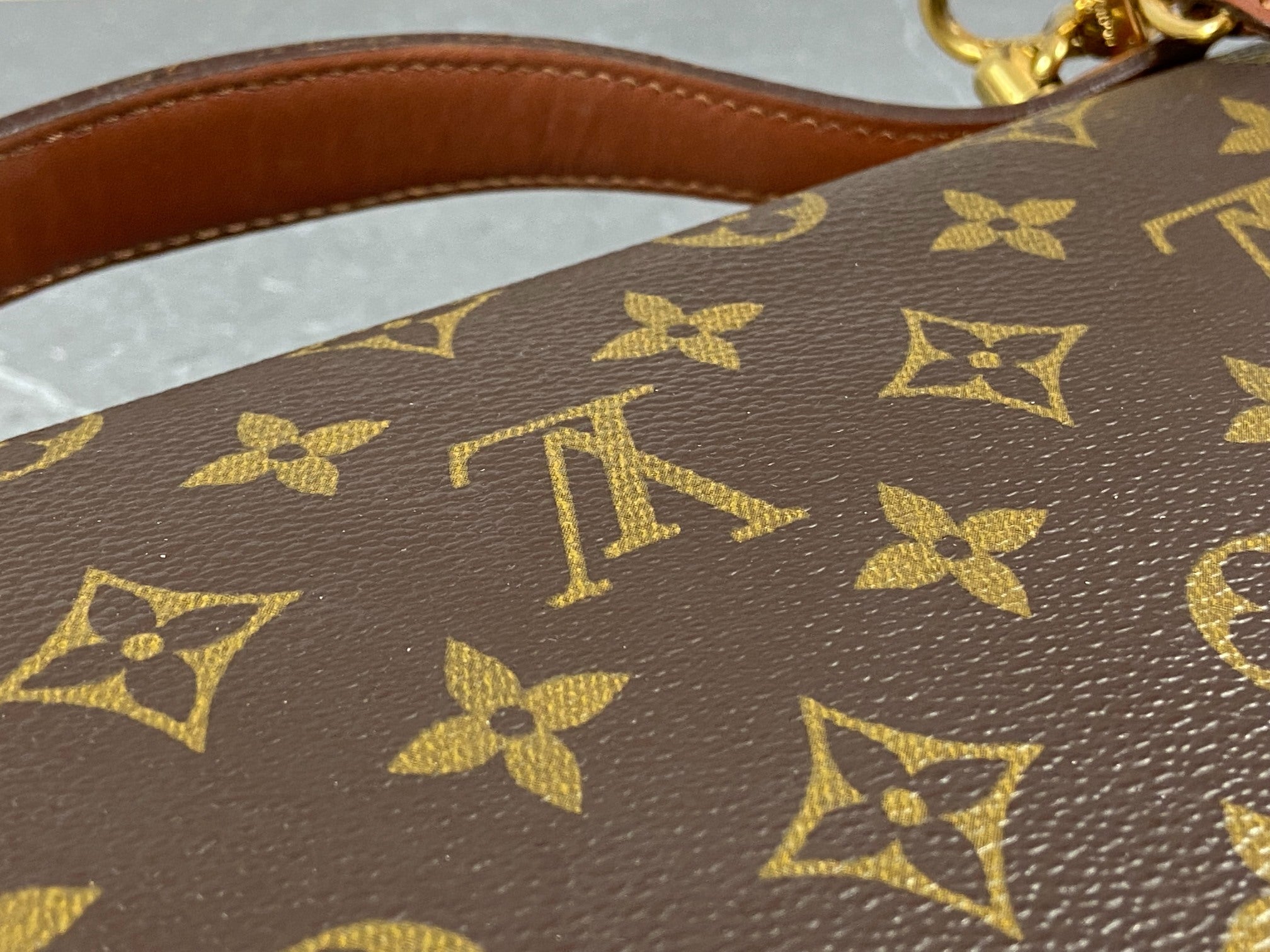 Louis Vuitton Monceau 28 Monogram Canvas